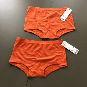 2 Pairs Urban Outfitters Ribbed Briefs